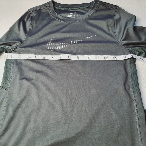 Nike Gray Youth Dri-Fit Long Sleeved Shirt Unisex Size Small - Picture 5 of 7